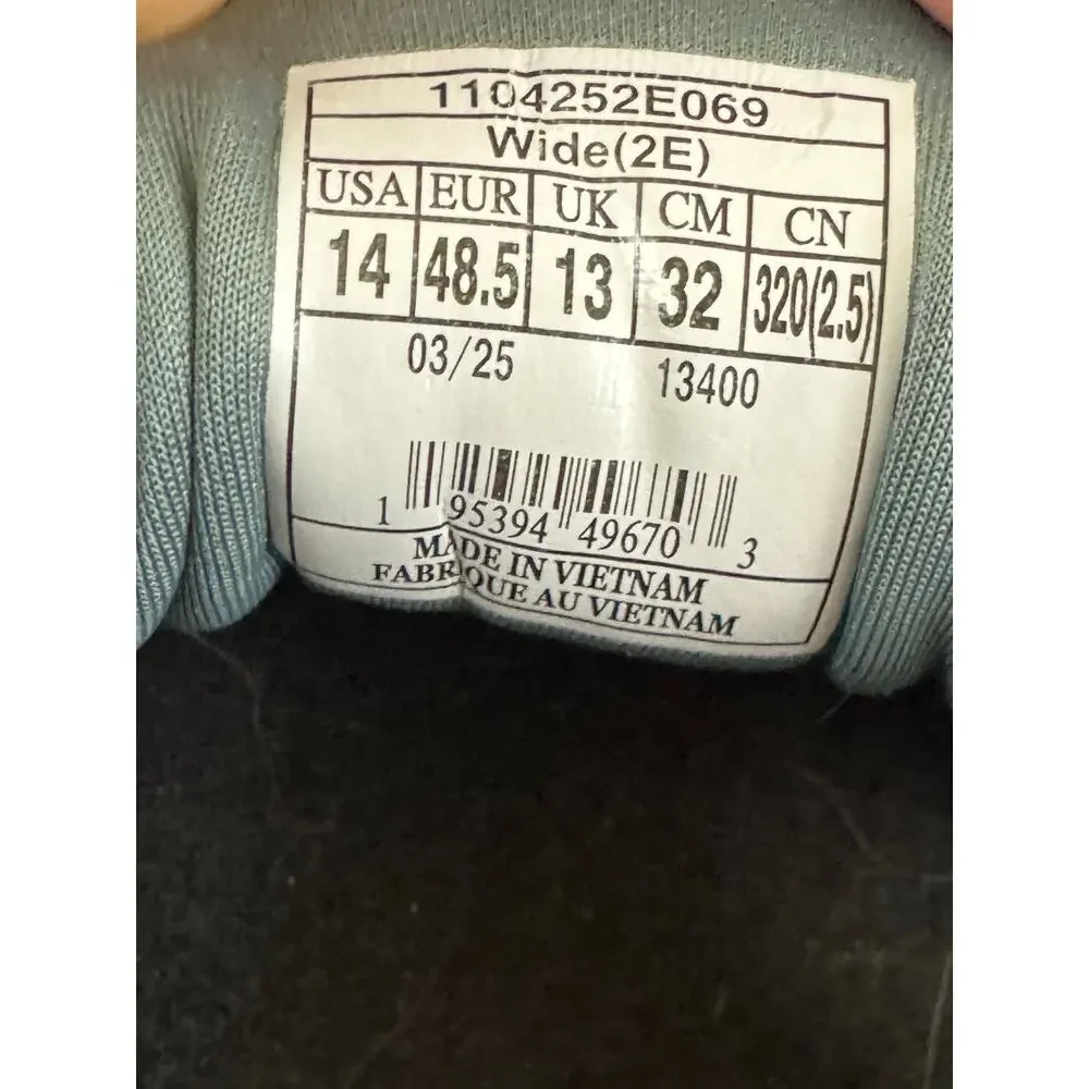 Brooks Beast GTS 24 Shoes Mens Size 14 Gray Wide 2E Running Support 1104252E069